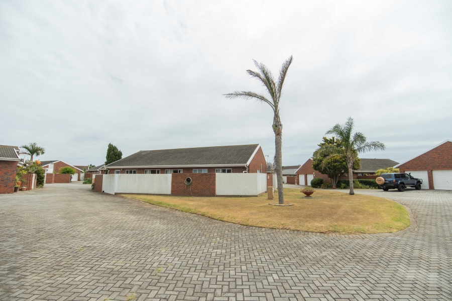 3 Bedroom Property for Sale in Summerstrand Eastern Cape